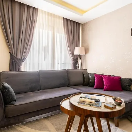 A Cozy Smart In Old Town Apartment
