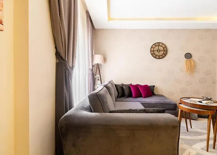 A Cozy Smart In Old Town Kusadasi